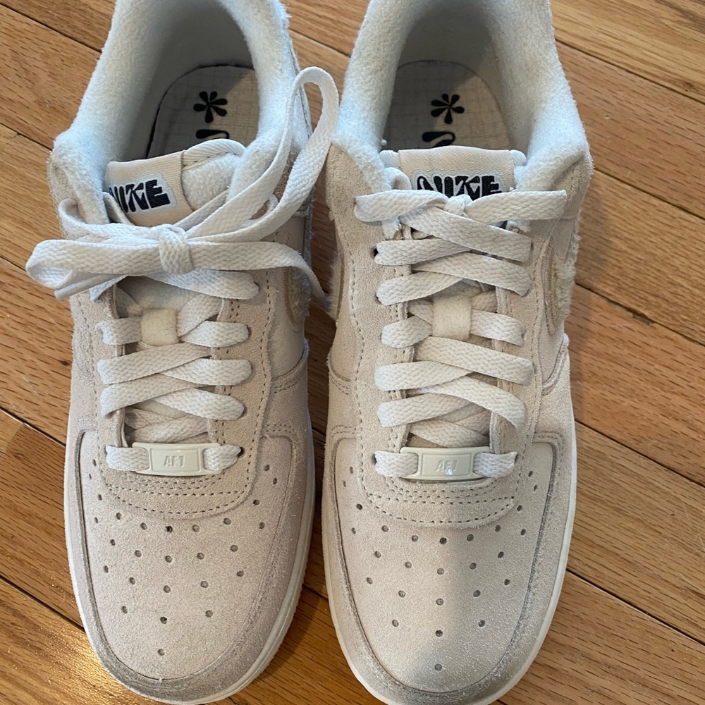 Nike Air Force ones.  Women’s size 8 - Picture 2 of 5